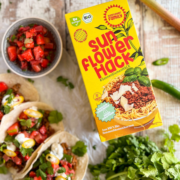 sunflowerHACK Tacos mit Spargel und Rhabarber-Erdbeer-Salsa